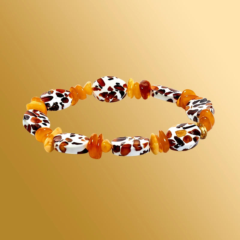 Браслеты с янтарем и ювелирной смолой